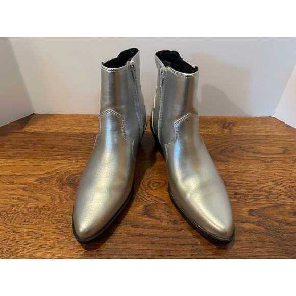 No Boundaries Women's Western Memory Foam Ankle Boots Silver Size 9 Bold Style - Picture 3 of 9